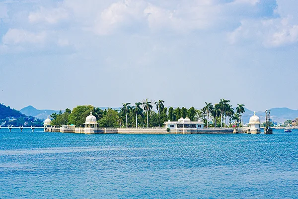 Jagmandir Island Palace