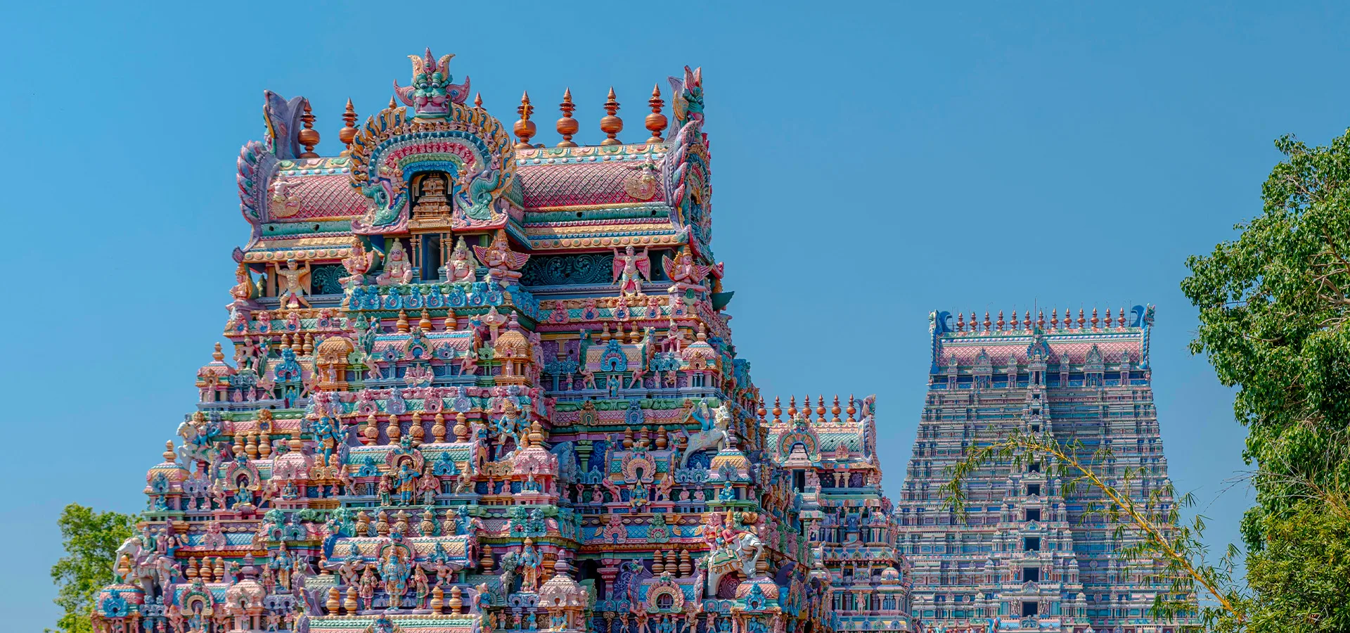 Dravidian Temple Trail — Chola gopurams Tamil Nadu